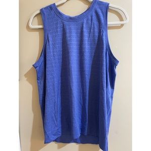 LULULEMON | blue tank!